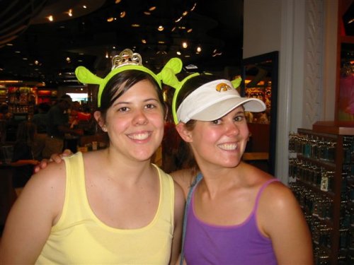 Shrek Sistas